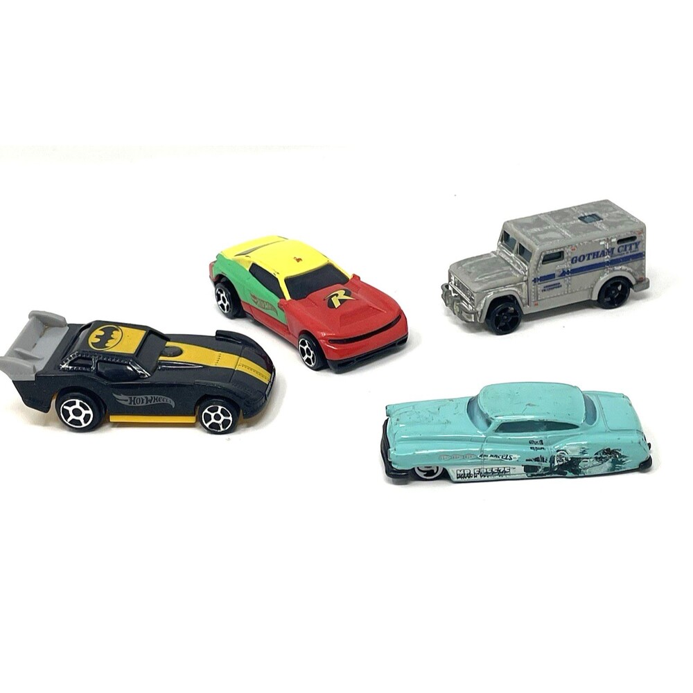 Hot Wheels Batman Diecast Car Lot 4pc DC Comics Batmobile Robin Mr Freeze 1:64‎